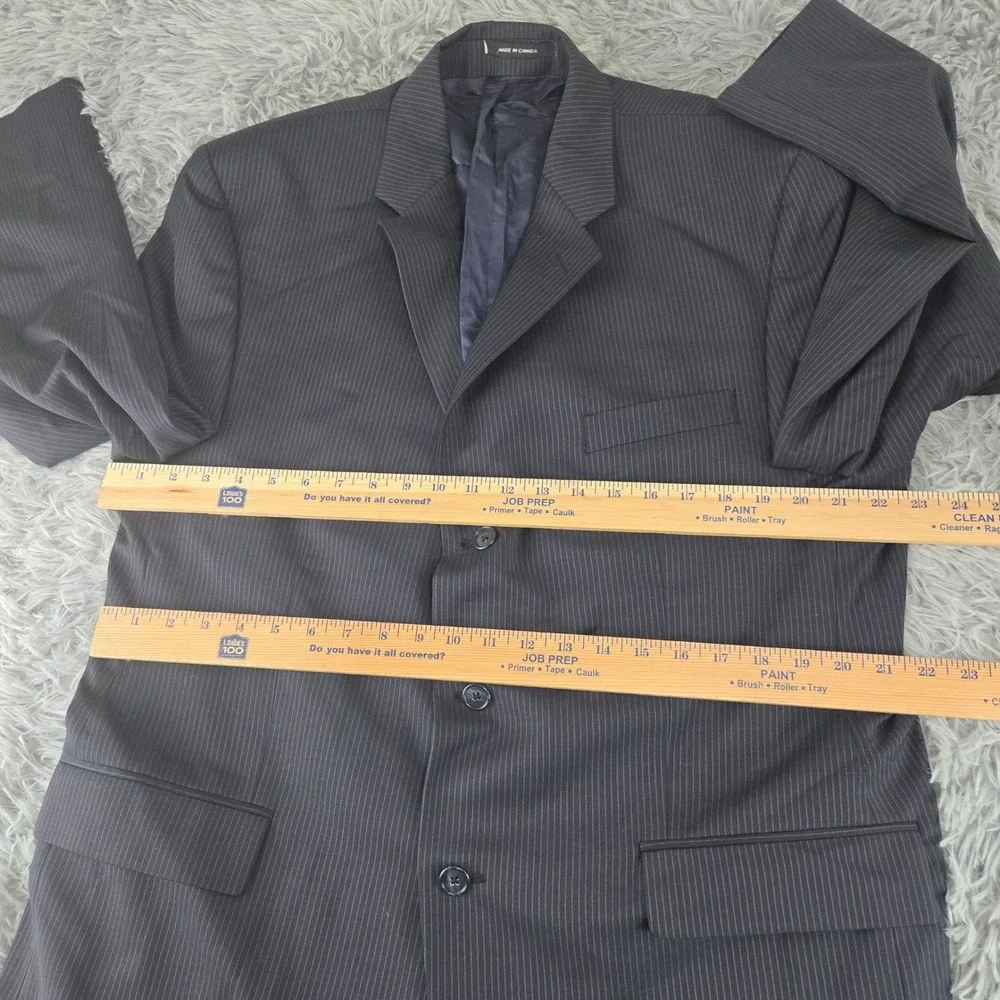 Calvin Klein Mens 44R Black‎ Pinstripe 100% Wool 3-Button Blazer L515256B